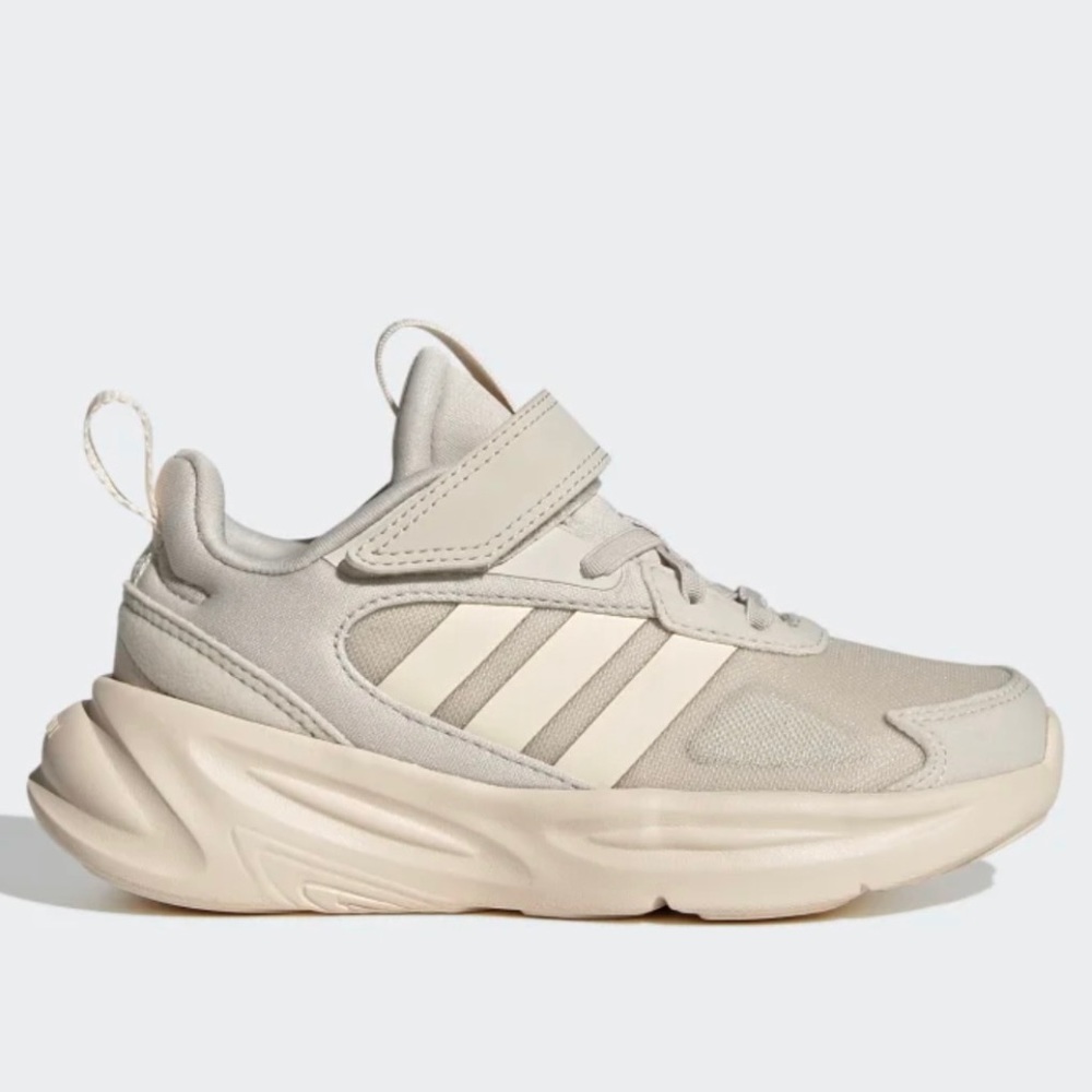 Adidas ozelle boys sneaker size 4 (women’s size 6)